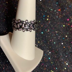 Size 6 floral bad black rhodium